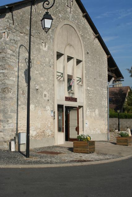 Mairie de Chaloux-Moulineux: © Marc Séjourné 2008